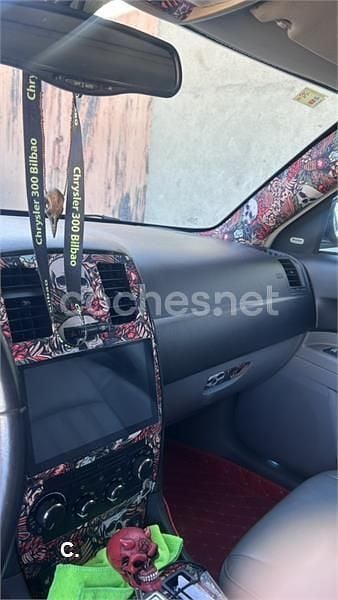 Negro Usado 2006 Chrysler 300C Berlina | 13.500 € - Imagen 1/4