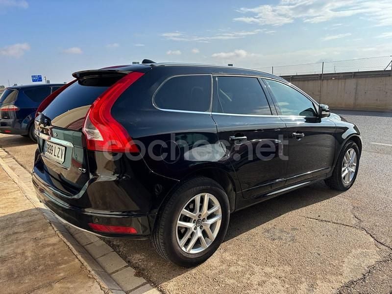 Usado Volvo XC60 Momentum 150 CV (110 kW) 2017 Negro SUV