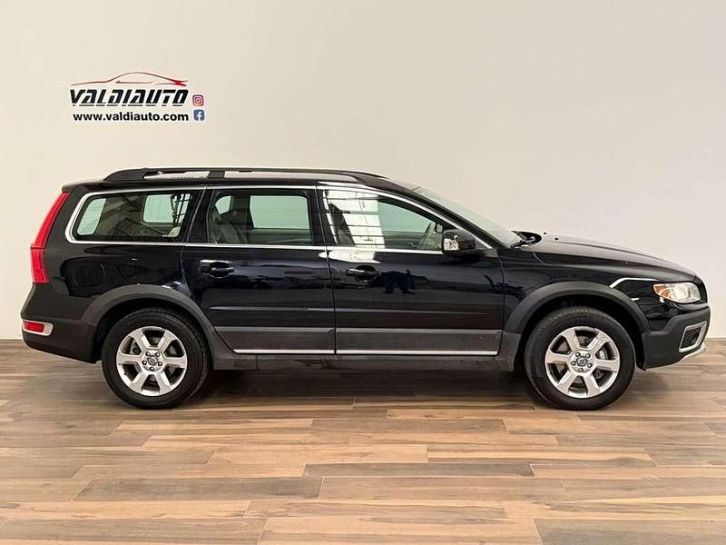 Usado Volvo XC70 Momentum 185 CV (136 kW) 2010 Azul SUV