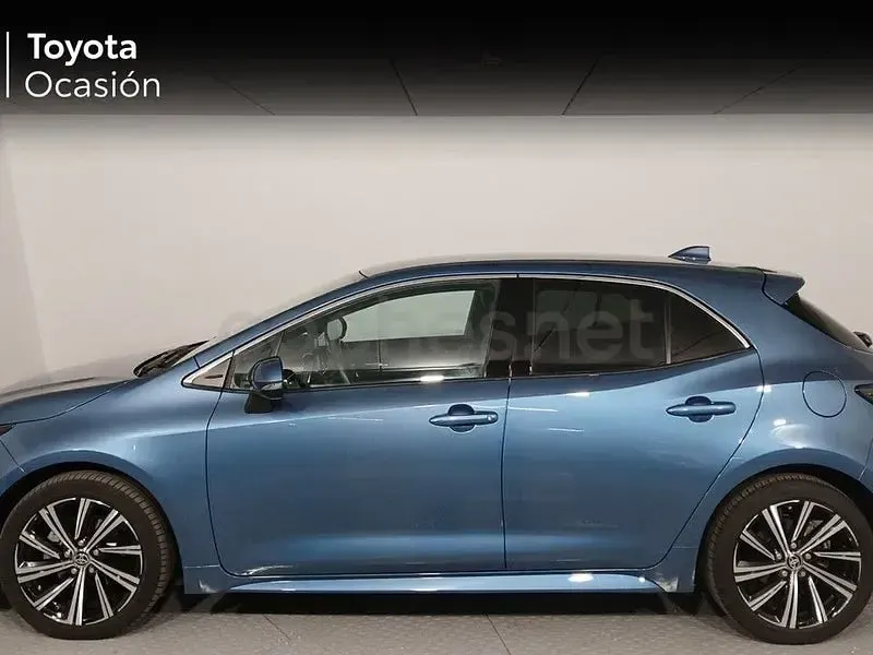 Usado Toyota Corolla Style 122 CV (89 kW) 2022 Azul Berlina
