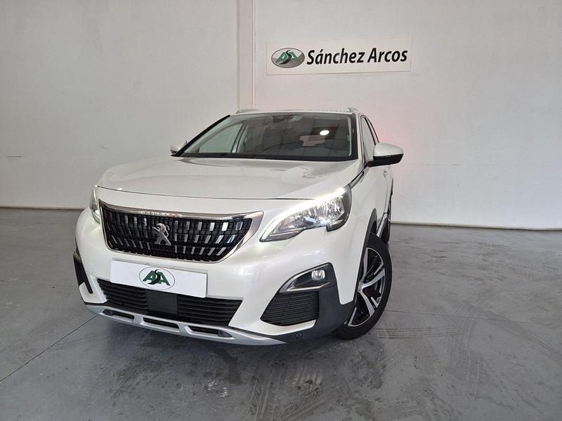 Usado Peugeot 3008 Allure 130 CV (95 kW) 2019 Blanco SUV