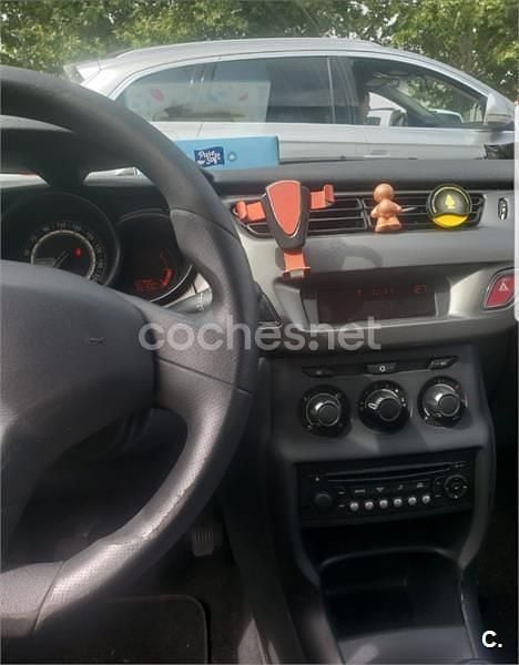 Usado Citroën C3 Attraction 68 CV (50 kW) 2014 Marrón Berlina