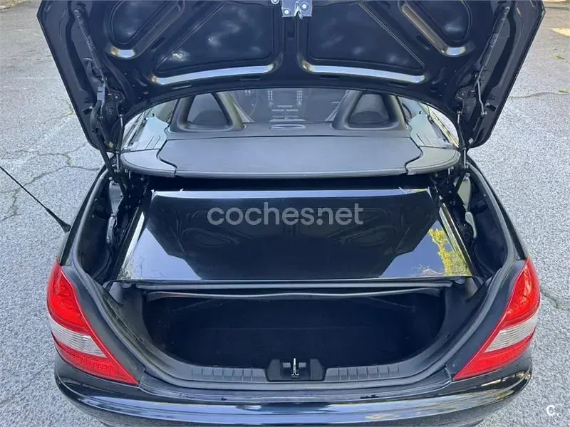 Usado Mercedes SLK350 272 CV (200 kW) 2005 Negro Descapotable