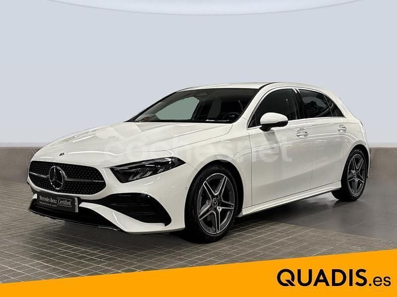 Blanco Usado 2024 Mercedes A180 Berlina | 32.900 € (Precio justo) - Imagen 1/4