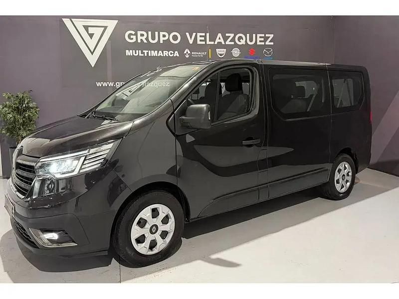 Begagnad Renault Trafic 150 HK (110 kW) 2024 Svart Minibuss