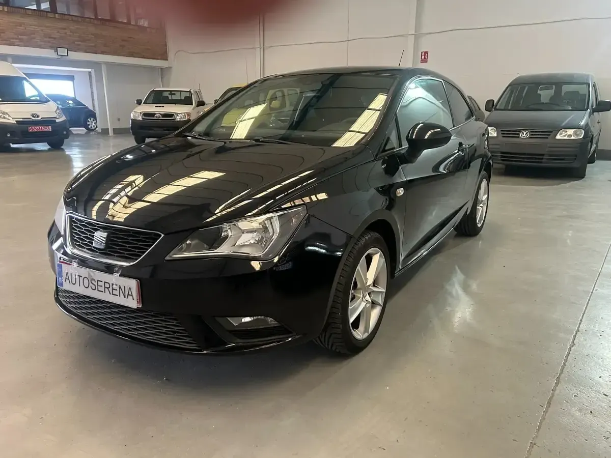 Usado Seat Ibiza SC Style 105 CV (77 kW) 2012 Negro Utilitario