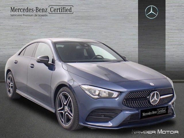 Usado Mercedes CLA180 136 CV (100 kW) 2023 Azul denim Berlina