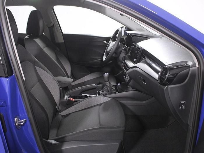 Nuevo Skoda Fabia 80 CV (58 kW) 2025 Azul Utilitario