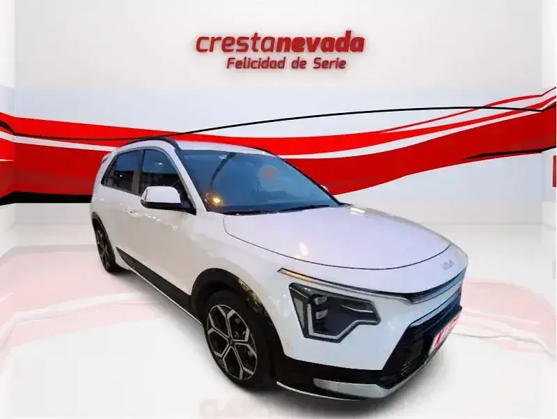 Usado Kia Niro 140 CV (102 kW) 2022 Negro SUV