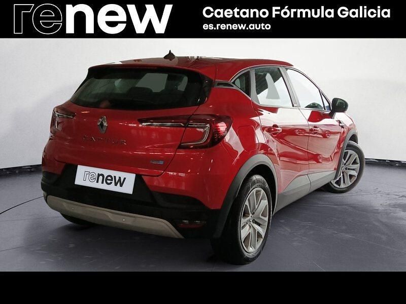Usado Renault Captur Intens 145 CV (106 kW) 2021 Rojo SUV