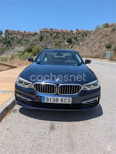 Usado BMW 520 Luxury Line 190 CV (139 kW) 2017 Azul Berlina