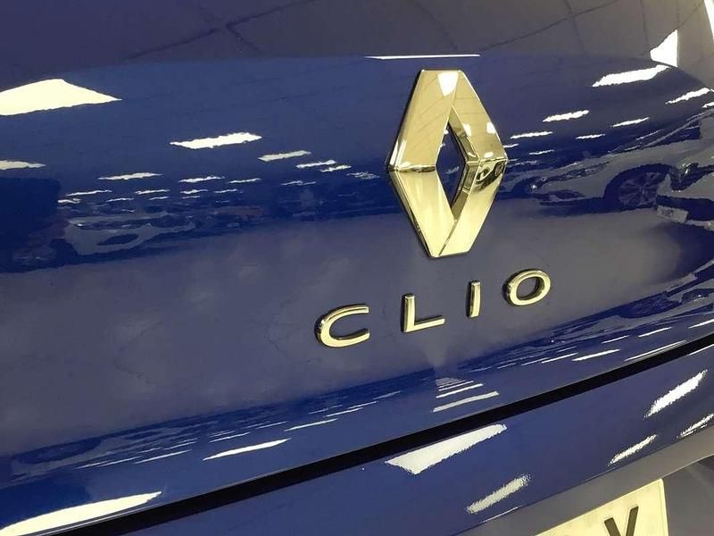 Usado Renault Clio V Zen 86 CV (63 kW) 2020 Utilitario