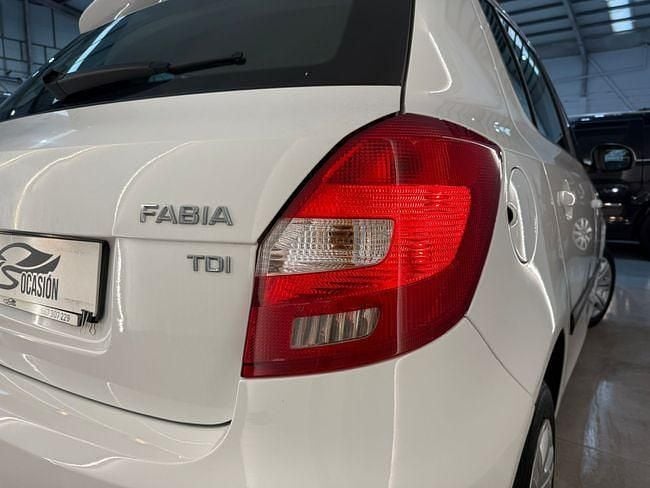Brugt Skoda Fabia Ambition 75 HK (55 kW) 2014 Hvid Sedan