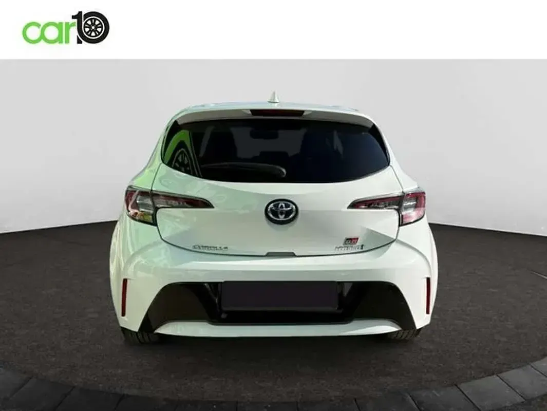 Usado Toyota Corolla Style 122 CV (89 kW) 2022 Blanco Berlina