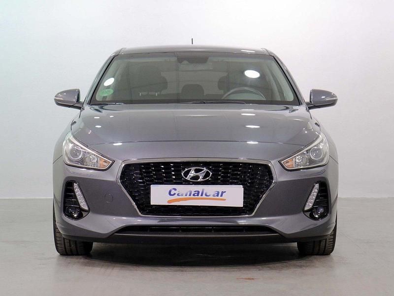 Usado Hyundai i30 GO! 110 CV (80 kW) 2018 Gris