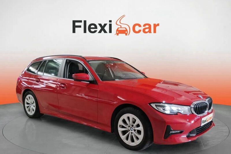 Rojo Usado 2022 BMW 318 Familiar | 24.490 € (Buen precio) - Imagen 1/4