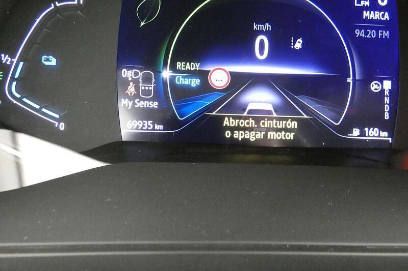 Usado Renault Captur Techno 145 CV (106 kW) 2023 Rojo SUV