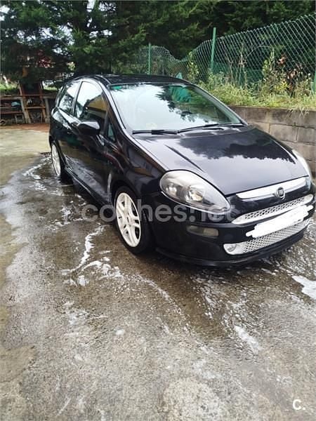 Negro Usado 2010 Fiat Punto Evo Sport Utilitario | 3950 € (Precio justo) - Imagen 1/4