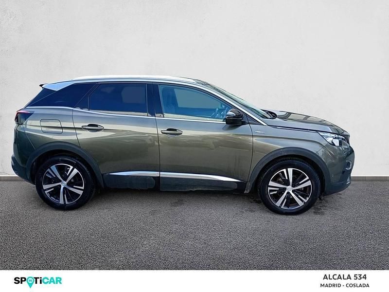 Usado Peugeot 3008 GT 130 CV (95 kW) 2020 Gris SUV