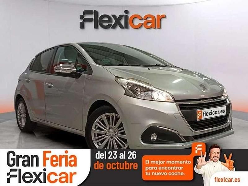 Gris Usado 2017 Peugeot 208 Allure Utilitario | 10.390 € (Precio justo) - Imagen 1/4