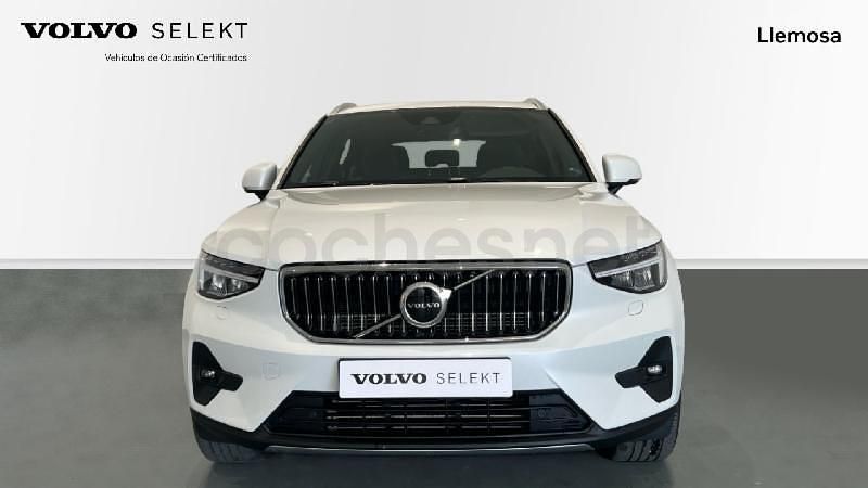 Usado Volvo XC40 Core 211 CV (155 kW) 2023 Blanco SUV