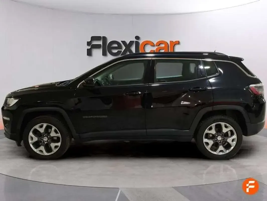 Begagnad Jeep Compass Limited 140 HK (102 kW) 2018 Svart SUV