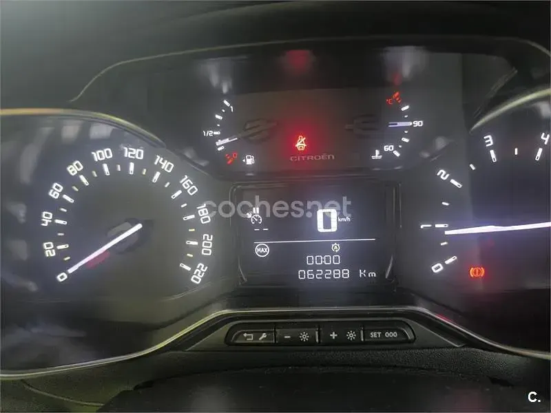 Usado Citroën C3 Shine 99 CV (72 kW) 2017 Blanco Berlina