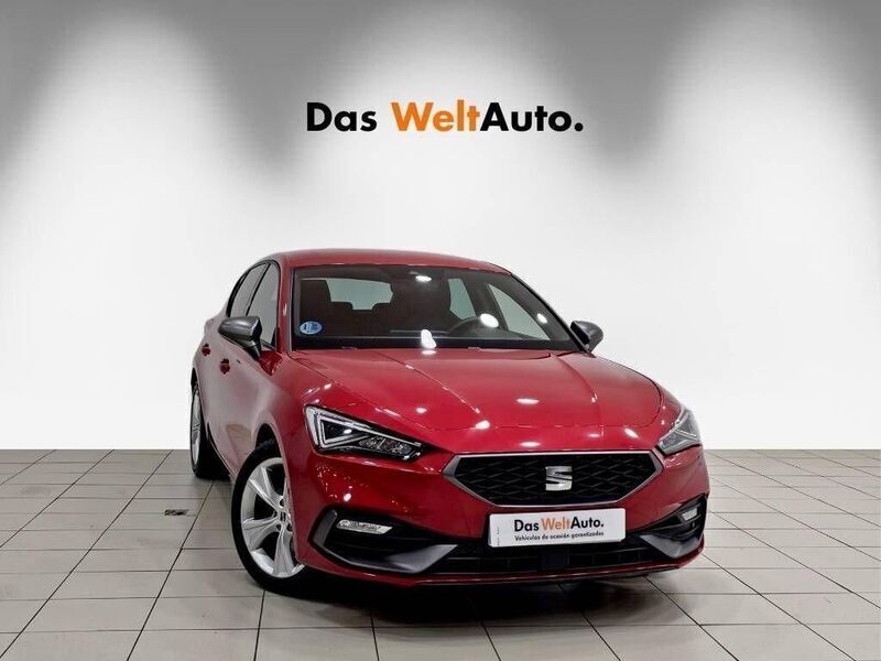 Rojo Usado 2024 Seat Leon FR | 25.200 € (Buen precio) - Imagen 1/4