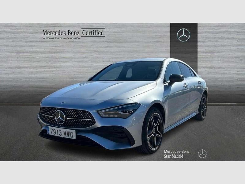 Plateado Usado 2024 Mercedes CLA250e Berlina | 40.990 € (Precio justo) - Imagen 1/4