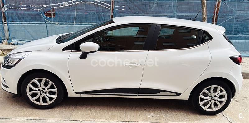 Usado Renault Clio IV LIMITED 90 CV (66 kW) 2019 Blanco Berlina