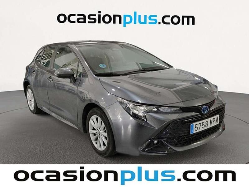 Usado Toyota Corolla Active 140 CV (102 kW) 2024 Gris Utilitario