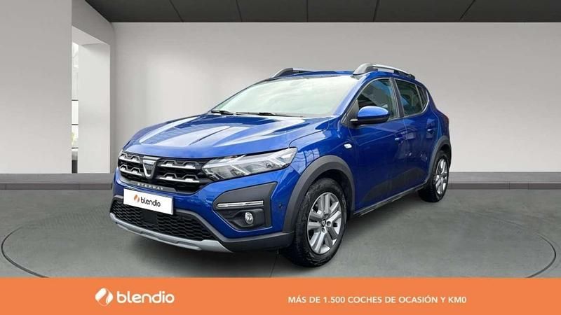 Usado Dacia Sandero Essentiel 91 CV (66 kW) 2021 Azul Utilitario