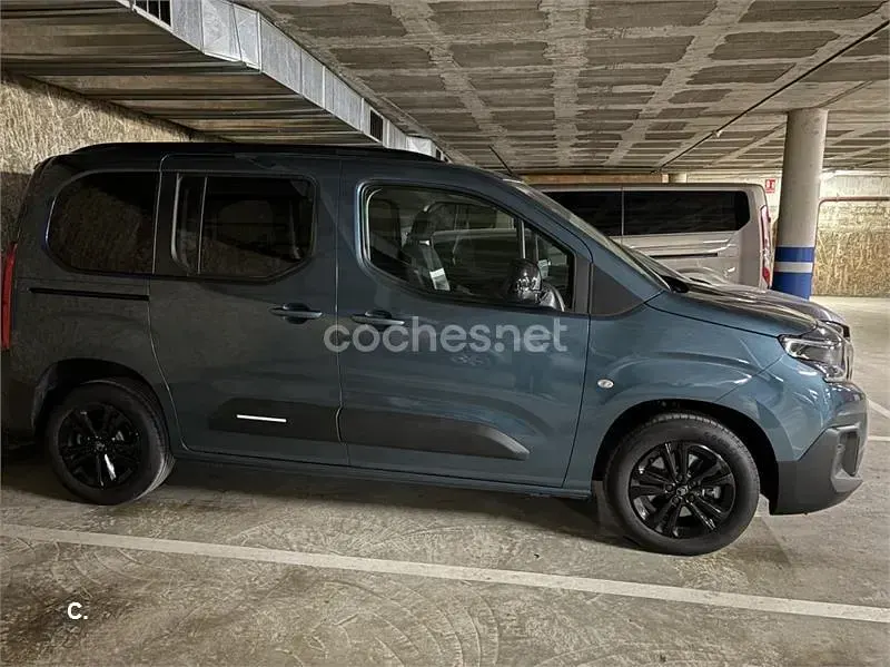 Usado Citroën Berlingo 102 CV (75 kW) 2025 Azul Monovolumen