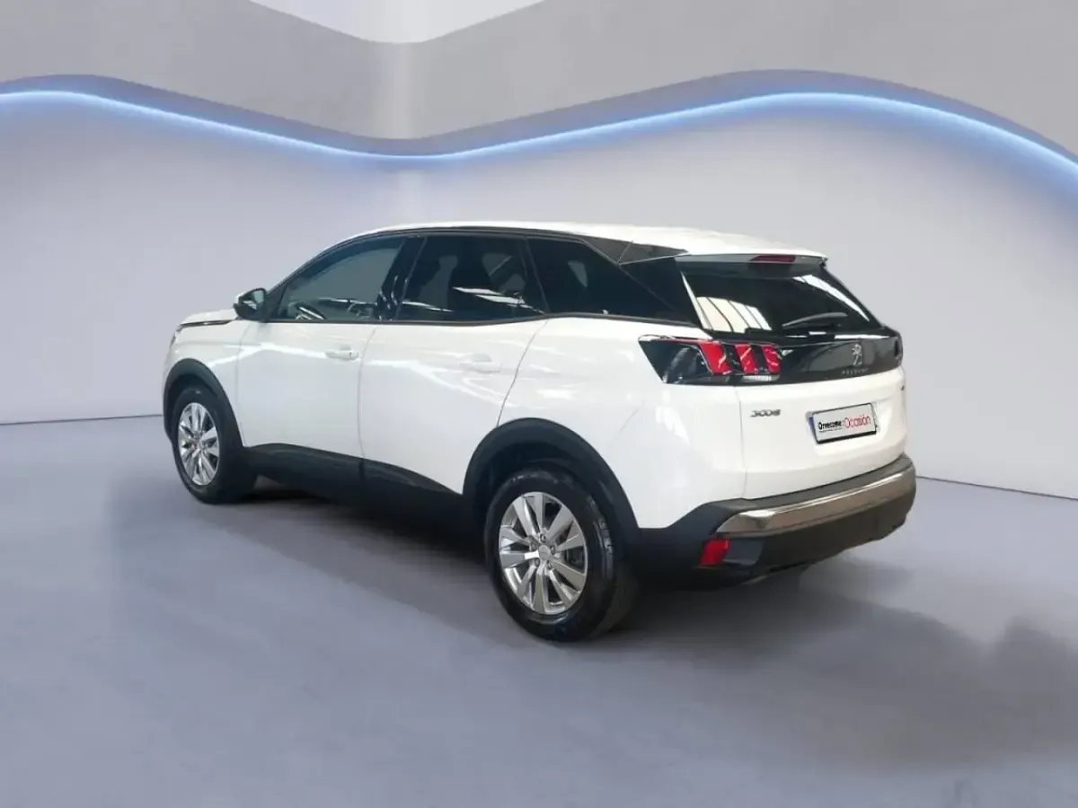 Usado Peugeot 3008 Active 130 CV (95 kW) 2016 SUV