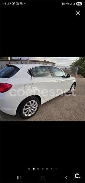 Usado Alfa Romeo Giulietta Distinctive 105 CV (77 kW) 2015 Blanco Berlina