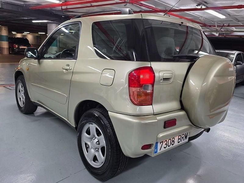 Usado Toyota RAV4 Luna 125 CV (91 kW) 2002 Beige SUV