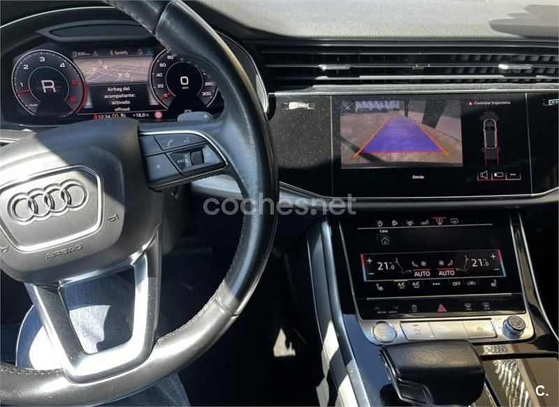Usado Audi Q8 286 CV (210 kW) 2019 Gris / plata SUV