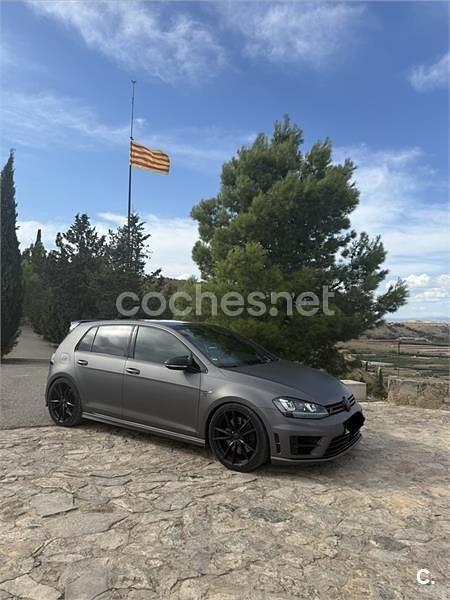 Usado VW Golf VII R 300 CV (220 kW) 2017 Gris / plata Familiar