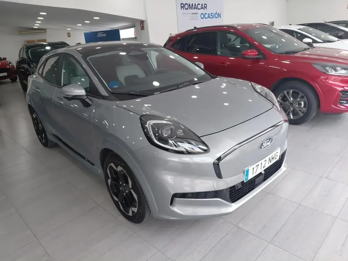 Usado Ford Puma Gen-E Premium 123 kW (168 CV) 2025 Plata solar (metalizado) SUV