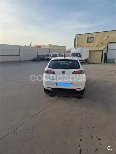 Usado Seat Ibiza Reference 85 CV (62 kW) 2007 Blanco Utilitario