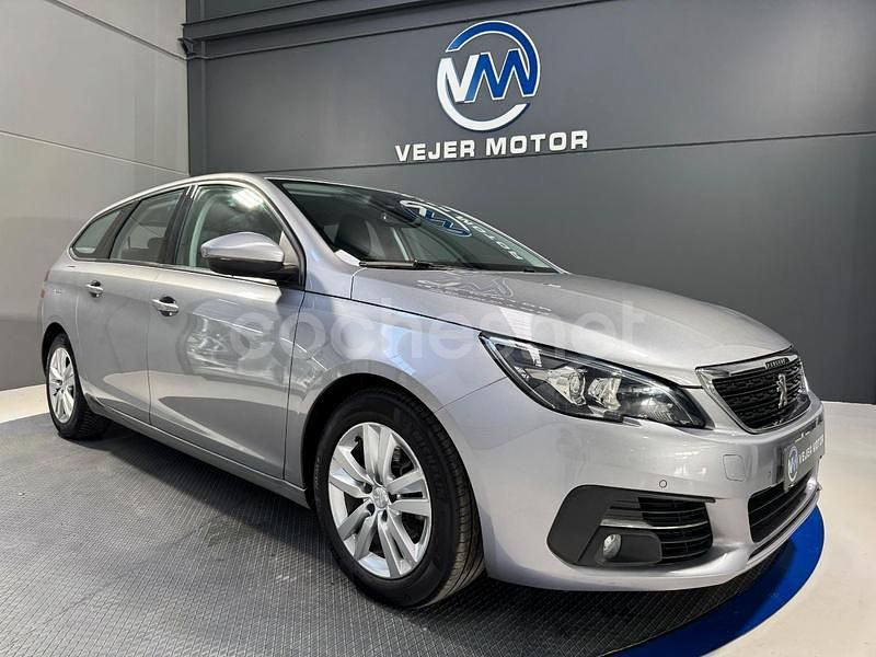 Gris / plata Usado 2019 Peugeot 308 Access Familiar | 11.500 € (Precio justo) - Imagen 1/4