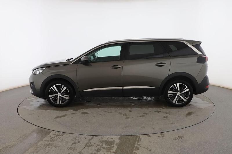 Usado Peugeot 5008 Allure 130 CV (95 kW) 2020 Gris SUV