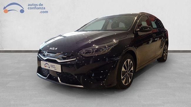 Negro Nuevo 2025 Kia Ceed Utilitario | 29.900 € (Caro) - Imagen 1/4