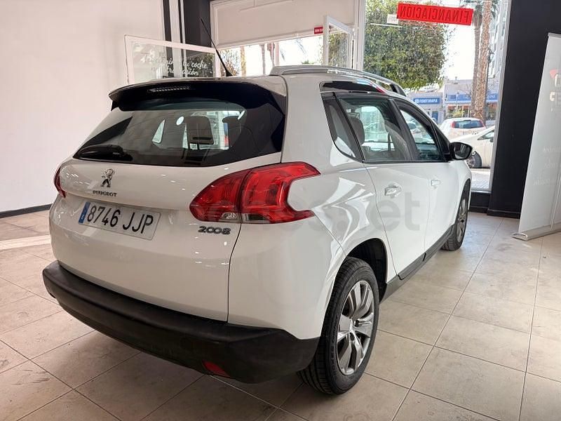 Usado Peugeot 2008 Active 82 CV (60 kW) 2015 Blanco SUV