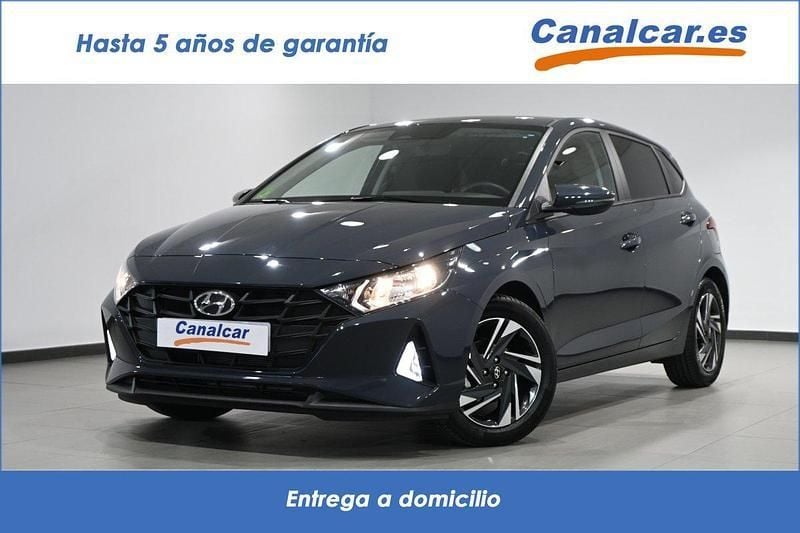 Gris Usado 2023 Hyundai i20 | 17.590 € (Un poco caro) - Imagen 1/4