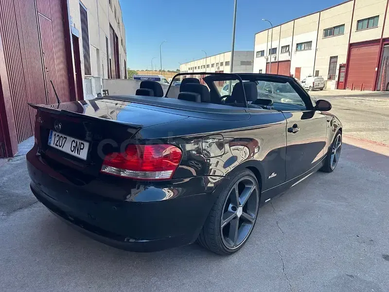 Usado BMW 120 Coupé 170 CV (125 kW) 2009 Negro Coupe
