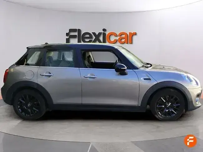 Usado Mini Cooper Clubman 136 CV (100 kW) 2018 Marrón Familiar