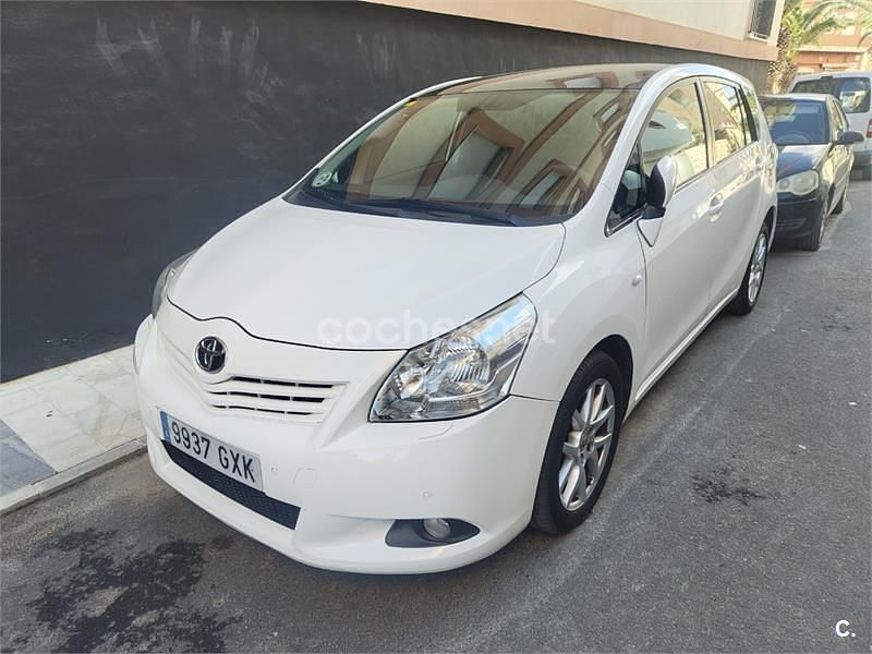 Blanco Usado 2010 Toyota Verso Live Monovolumen | 6900 € (Precio justo) - Imagen 1/4