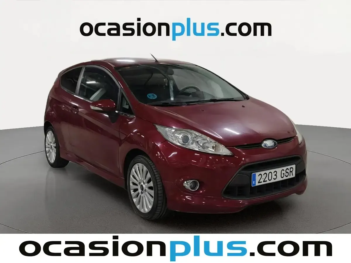 Usado Ford Fiesta Titanium 97 CV (71 kW) 2009 Rojo Utilitario