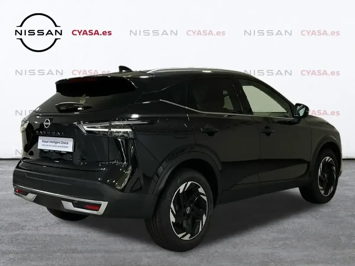 Usado Nissan Qashqai N-Connecta 140 CV (102 kW) 2024 Ninja black metalizado SUV
